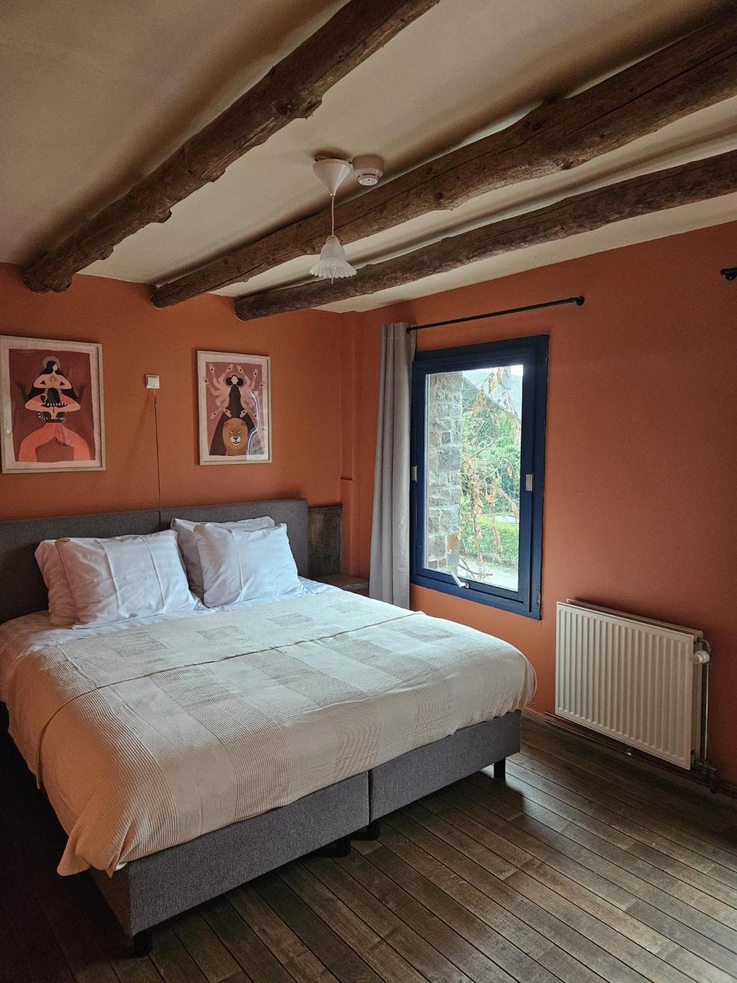 Buteo Chambres D'Hotes & Espresso Lesterny ภายนอก รูปภาพ